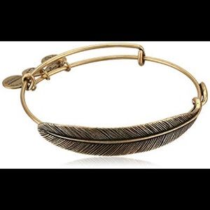 Alex & Ani Quill Feather Gold Bangle ✨